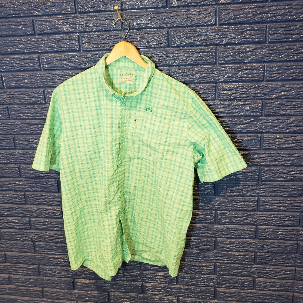 UNDER ARMOUR GREEN SHORT SLEEVE BUTTON DOWN XL
